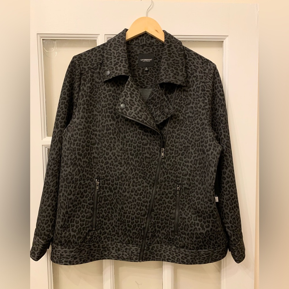 ⭐️NEW PRICE⭐️NWT PLUS SIZE Leopard Pattern Moto Jacket Size 2X